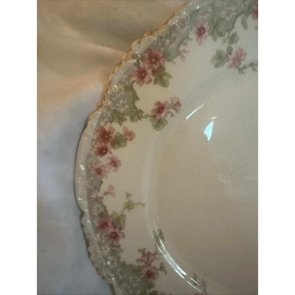 Antiq.  J. Pouyat Limoges Plate Shabby– Chic Floral Garland & Gold Rim. 8.5 In